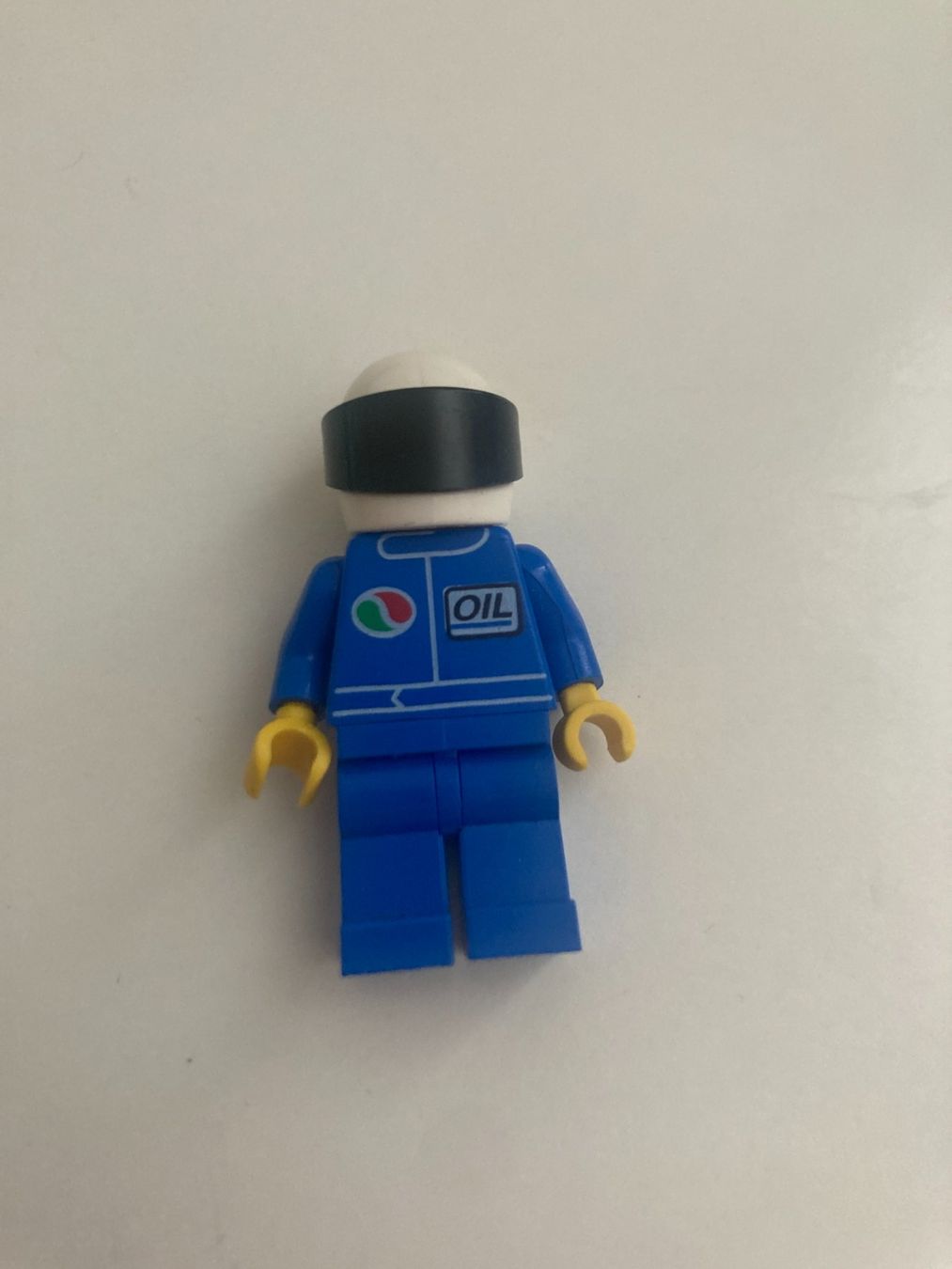 Lego Kit di costruzioni: Legofigur Octan Oil Rennfahrer mit Helm – Nuovo (secondo la descrizione) da Zürich venduto da gin_9t9d 1