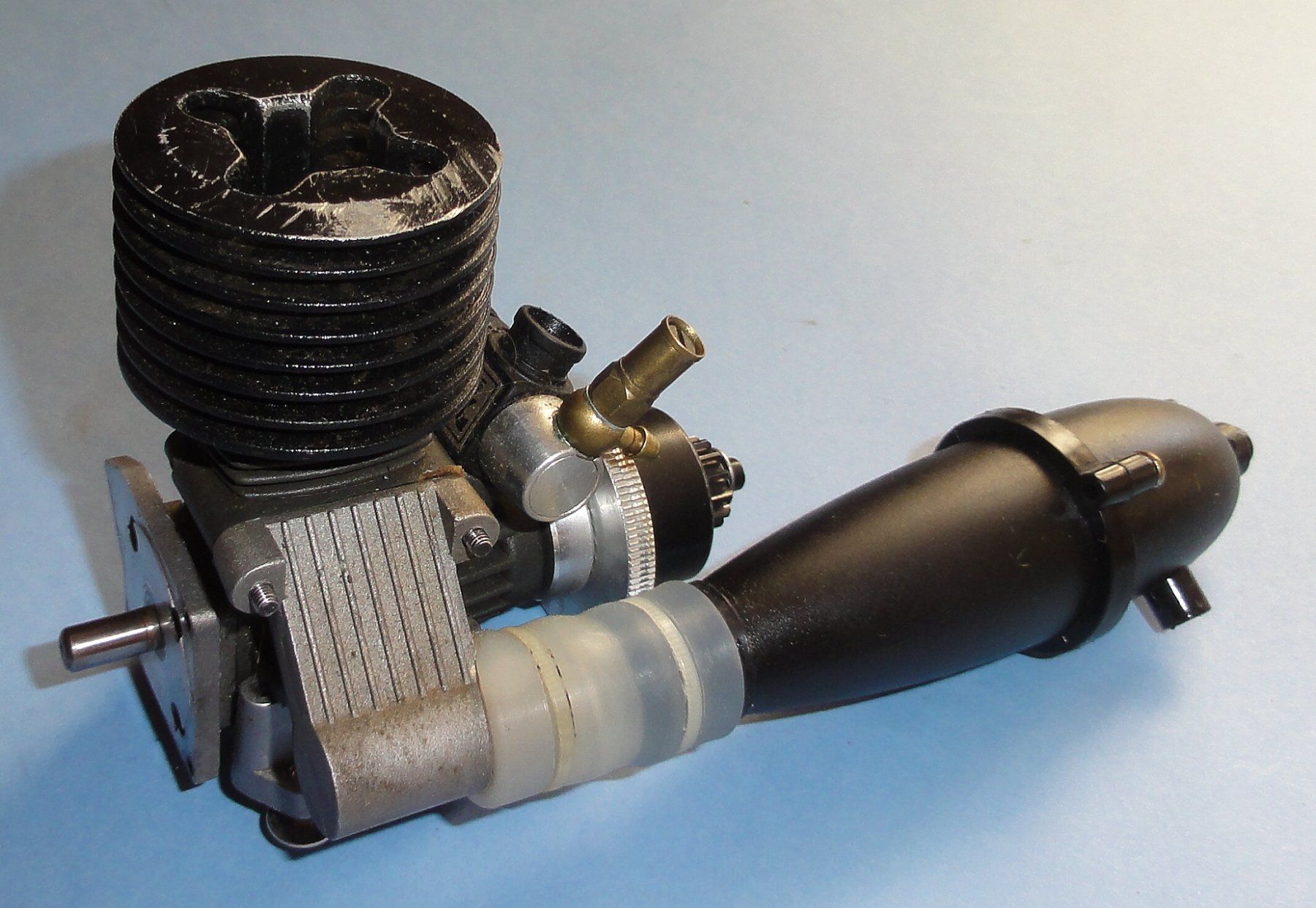 Modellismo RC: Nitro-Motor Force 2,5ccm mit Reso – Usato da Waldenburg venduto da Rcparts 1