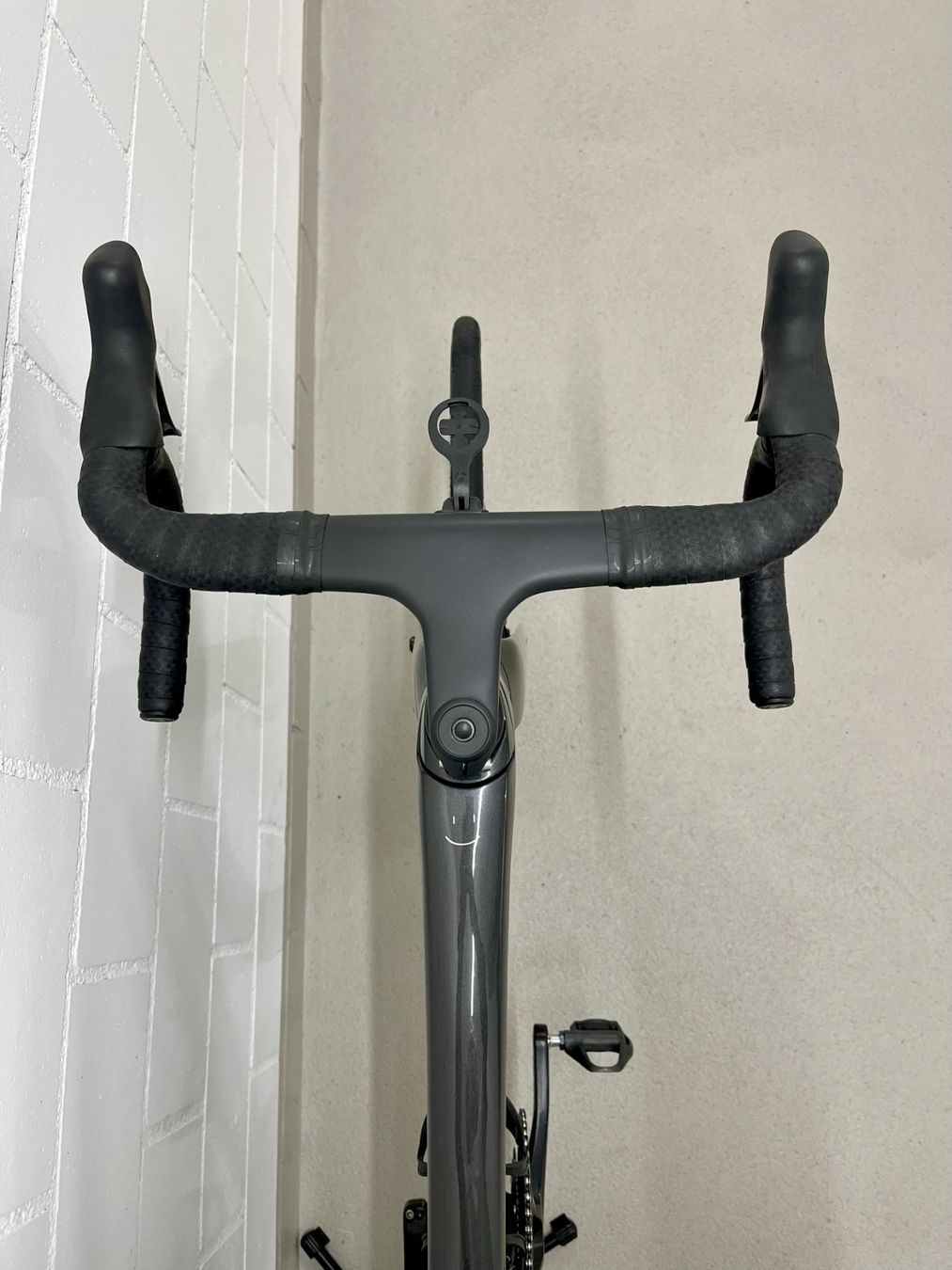Trek Biciclette: TREK Madone SL 6 – Usato da Wallisellen venduto da pav_6yxd 2