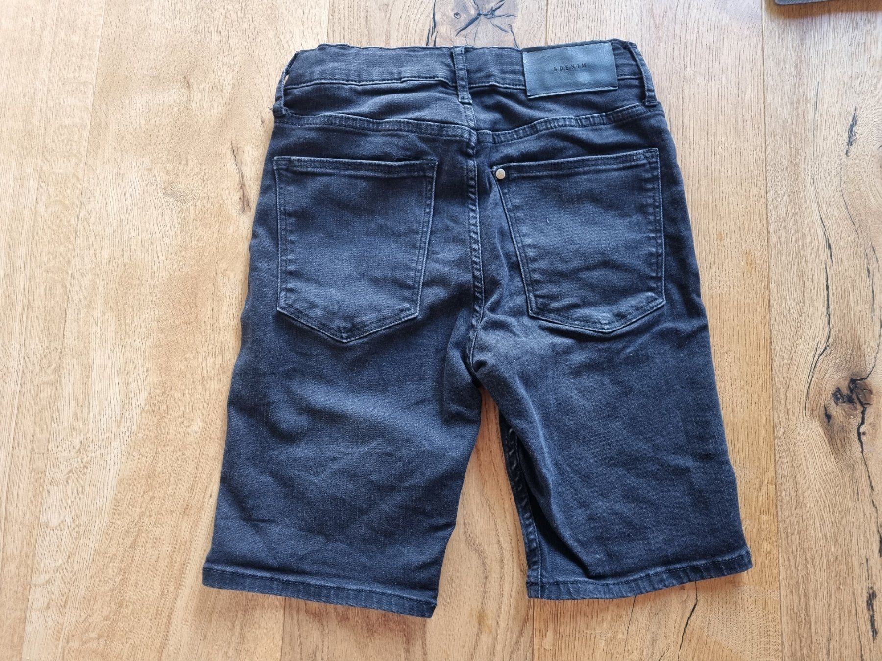 H&M Pantaloni: Coole Shorts Gr.140 – Usato da Brütten venduto da gupi1717 1