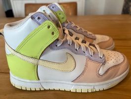 Nike Dunk High Lemon Twist Limited Release WMNS