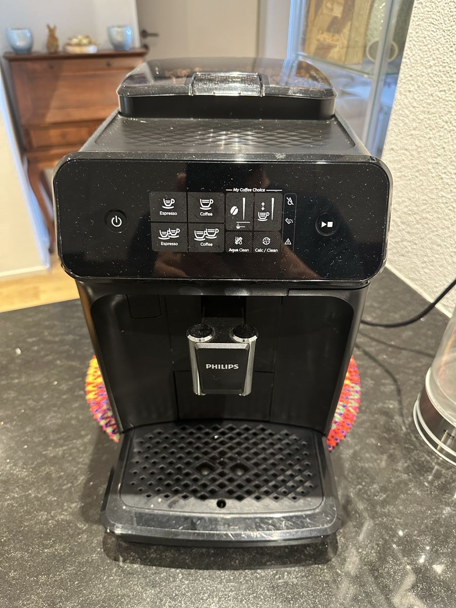 Philips Macchine per caffè & Macchine per espresso: Philips Kaffevollautomat Schwarz – Usato da Spreitenbach venduto da biri12 2