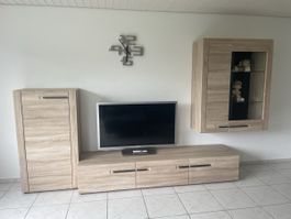 Hochwertige Wohnwand  und Vitrine