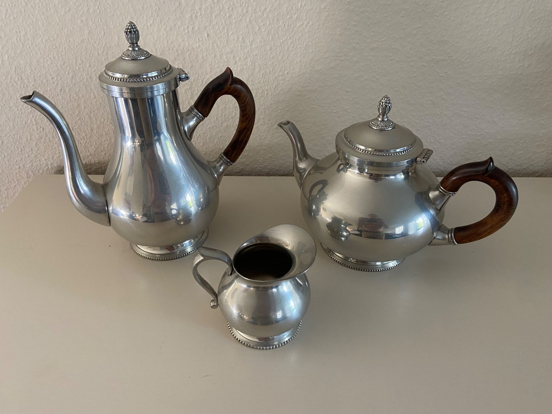 Set di piatti: Etains du Manoir Teeset – Usato da Muttenz venduto da nataschasia 3