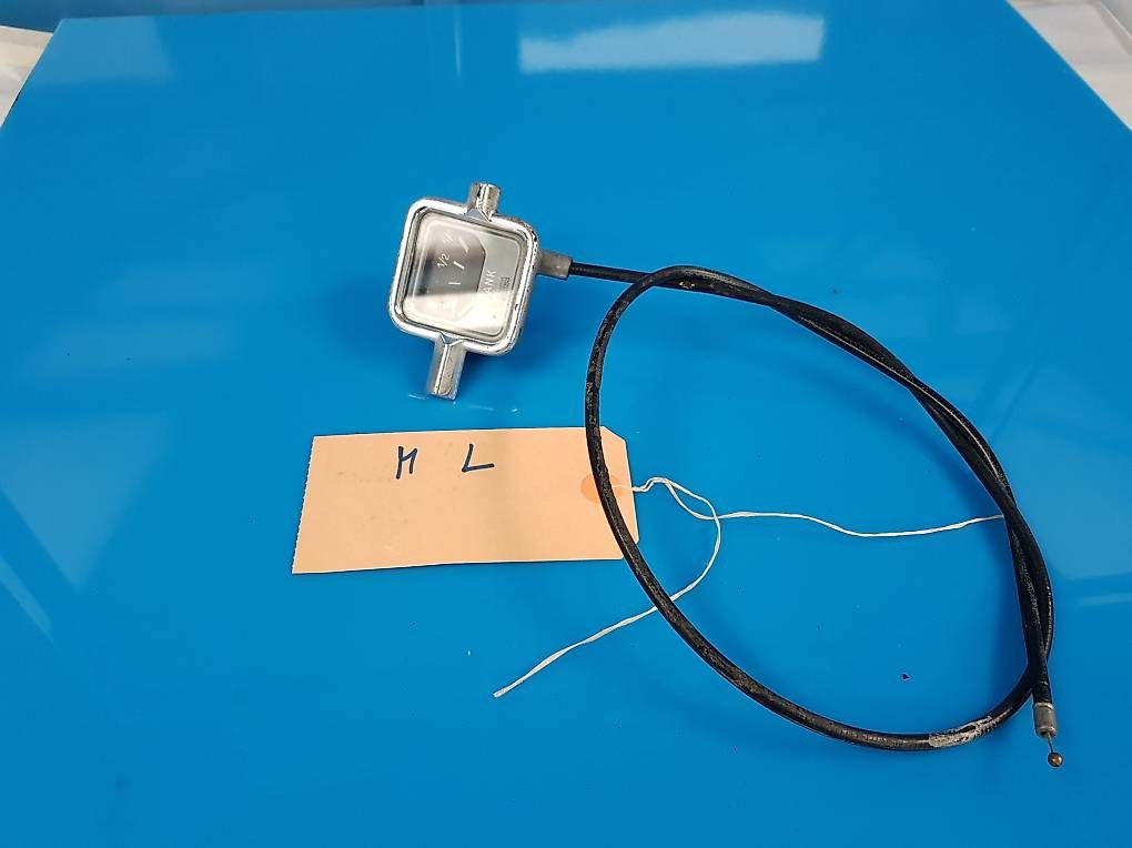 Tutti pezzi di ricambio auto: Compteur essence Cox Käfer – Usato da Fully venduto da Luvi 3