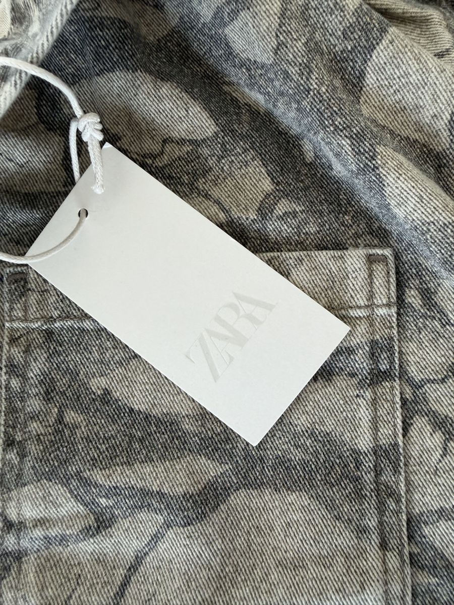 Jacken: Zara Abstract Print Overshirt – Neu und originalverpackt aus Niederglatt ZH von dan_sp5w 3