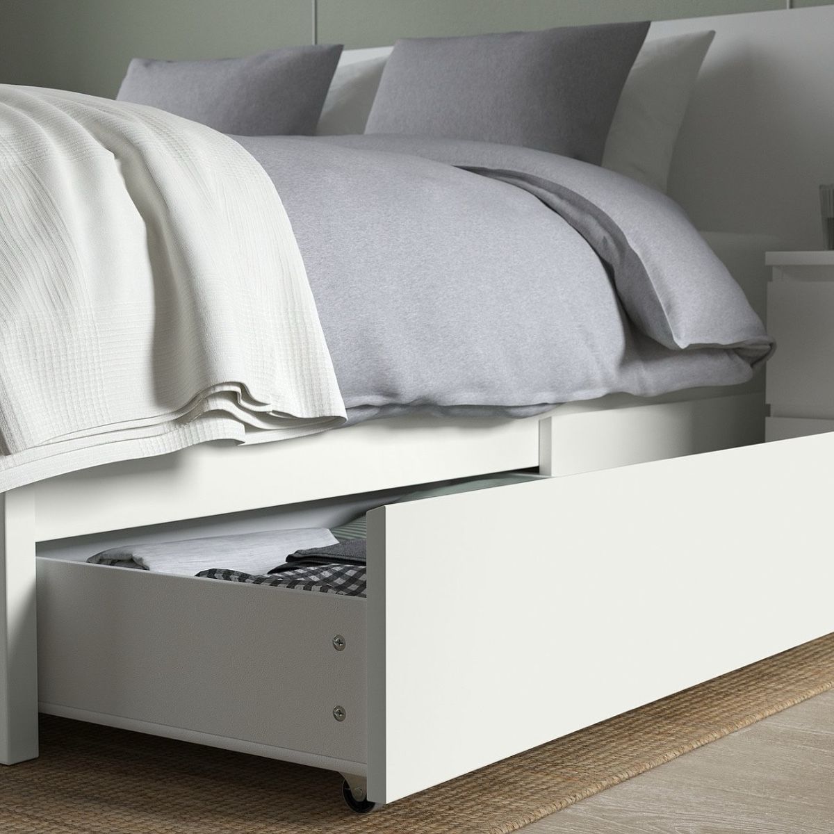 Letti: Bett MALM inkl. 4 Schubladen – Usato da Trimstein venduto da ath. 2