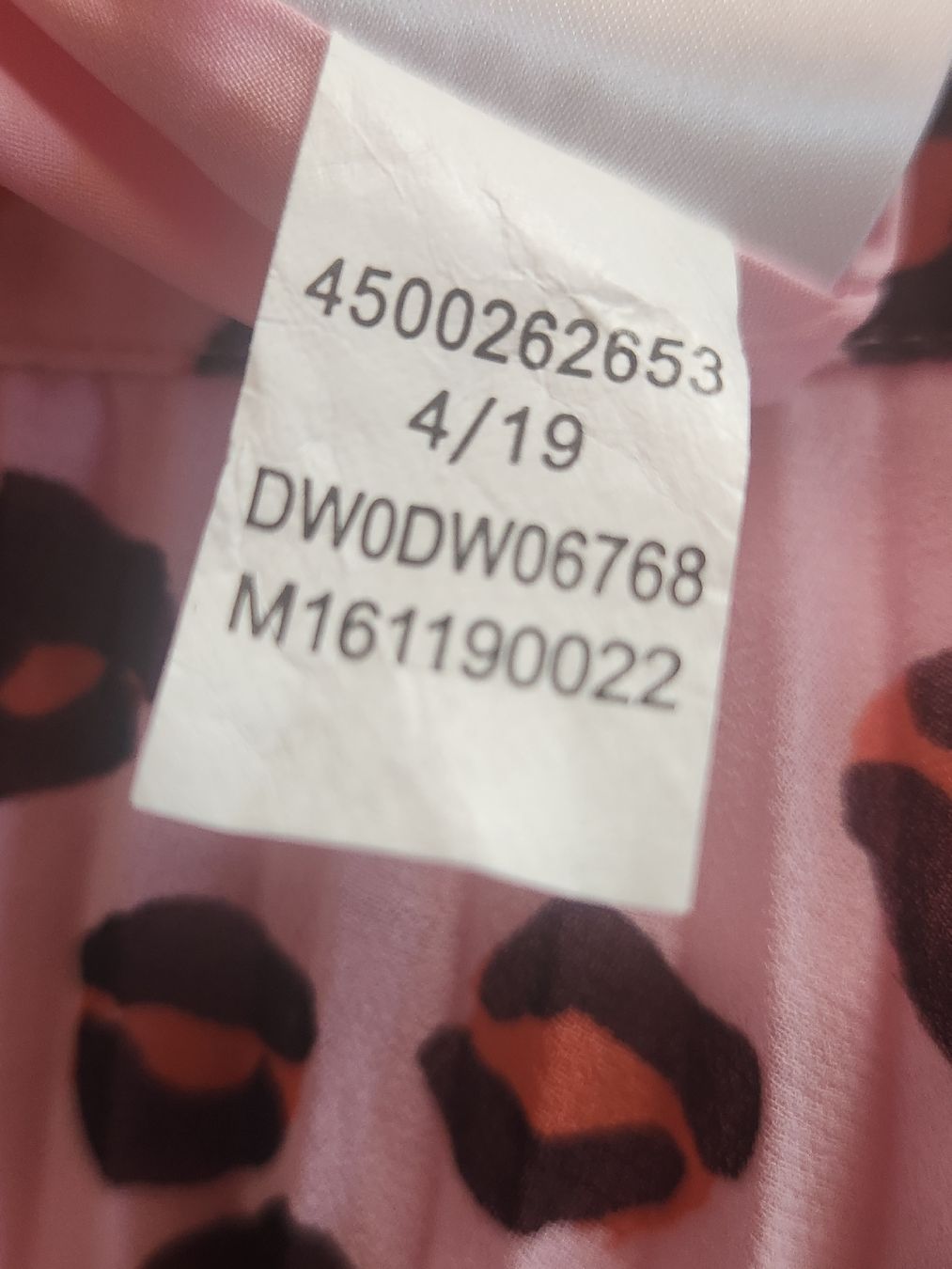 Tommy Hilfiger Gonne: Jupe plissée Tommy Jeans rose léopard taille XL – Usato da Niedergösgen venduto da Eva2410 9