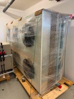 Klimaanlage Aussengerät neu unbenutzt auf Palette verpackt
