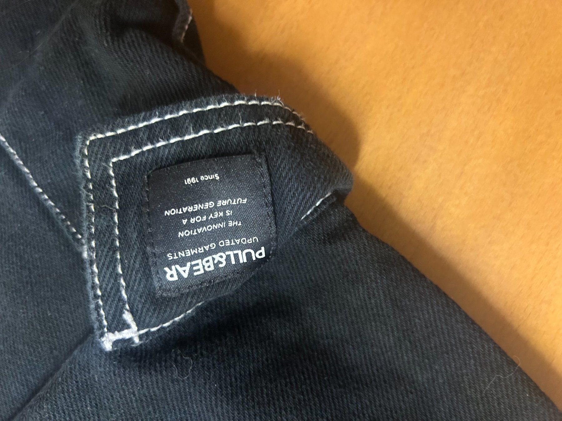 Jeans: Short cargo Pull&Bear noir taille M état occasion – Usato da Cugy VD venduto da pit_aless 2
