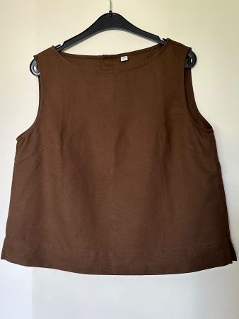 Uniqlo Top braun NEU