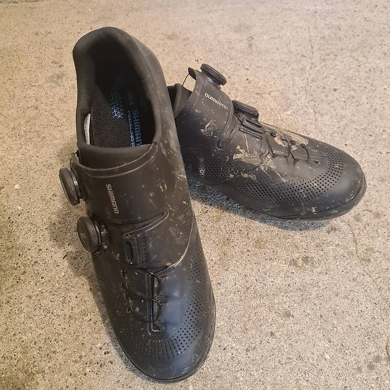 Herrenschuhe: Shimano XC7 Schuhe breit 42 – Gebraucht aus Thun von eymad