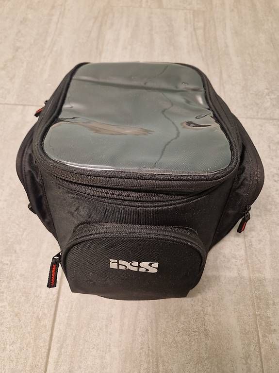 IXS Rucksäcke: Tankrucksack IXS gross – Neu (gemäss Beschreibung) aus Uetikon am See von ML1970