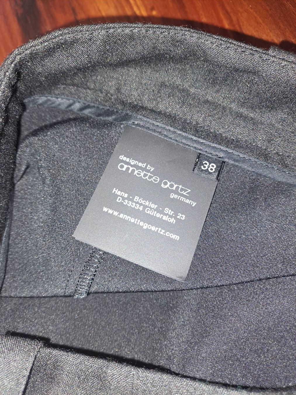 Annette Görtz Pantaloni: Annette Görtz Hose Wolle/Ramie Gr.38 – Usato da Emdthal venduto da kasira 2