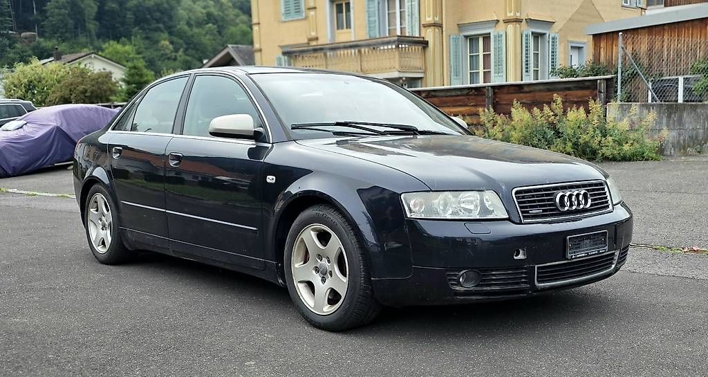 Automobili: Audi A4 1.8t quattro Limo – Usato da Heiligkreuz (Mels) venduto da Beyond-Auto 1
