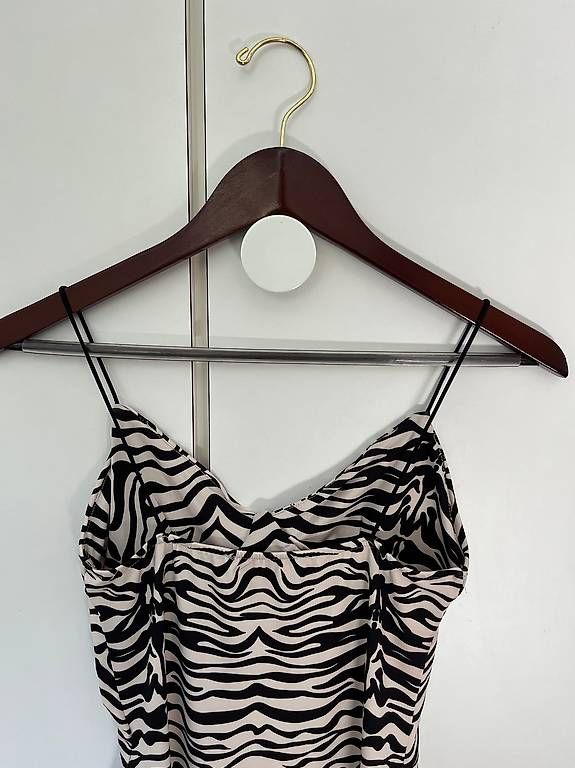 Vestiti: ZEBRA-MAXI-KLEID MIT TRÄGERN – Usato da Maur venduto da tab_z9rh 2