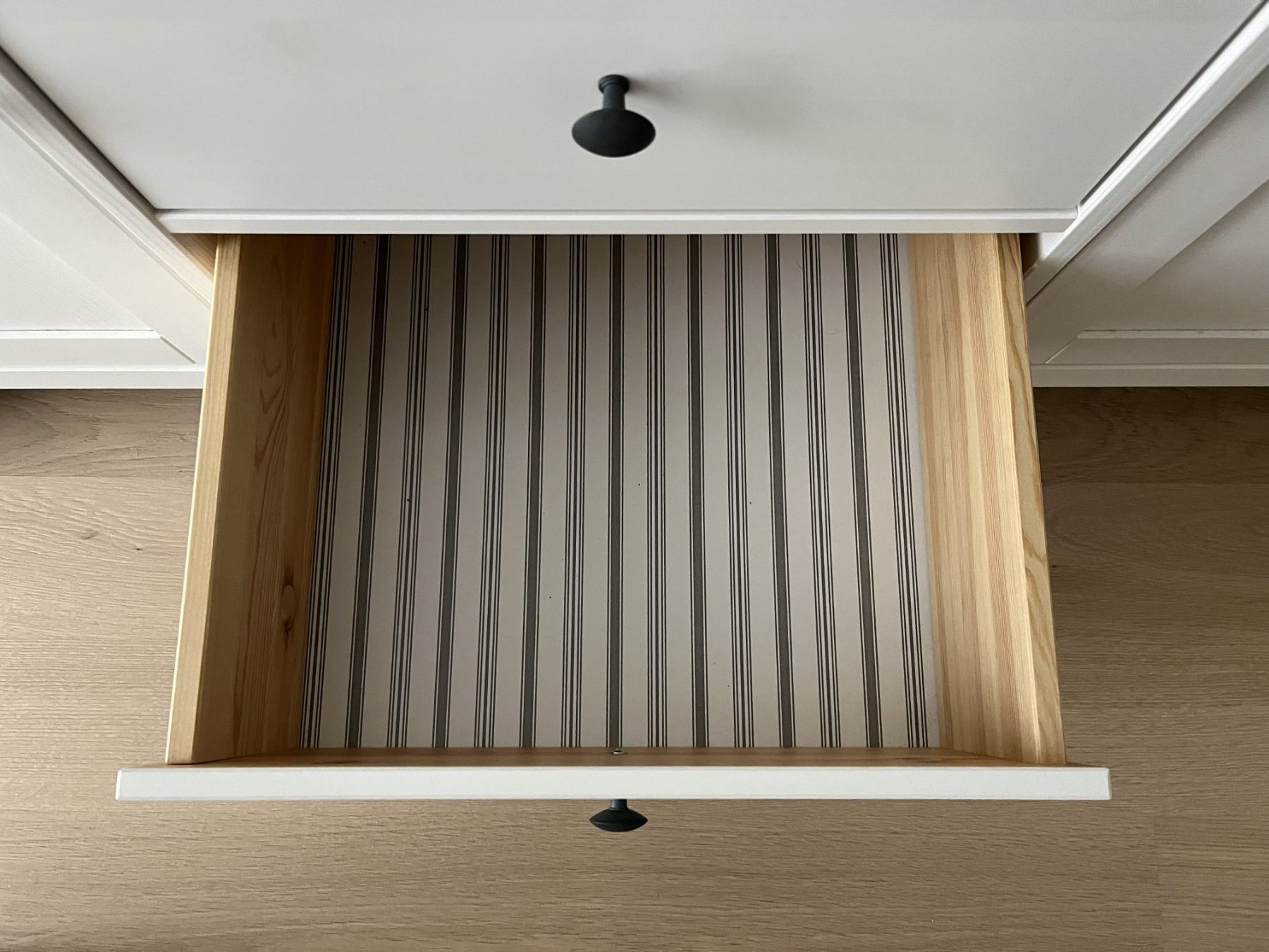 Ikea Cassettiere: Kommode HEMNES weiss von IKEA – Usato da Brügg BE venduto da Cinia 3
