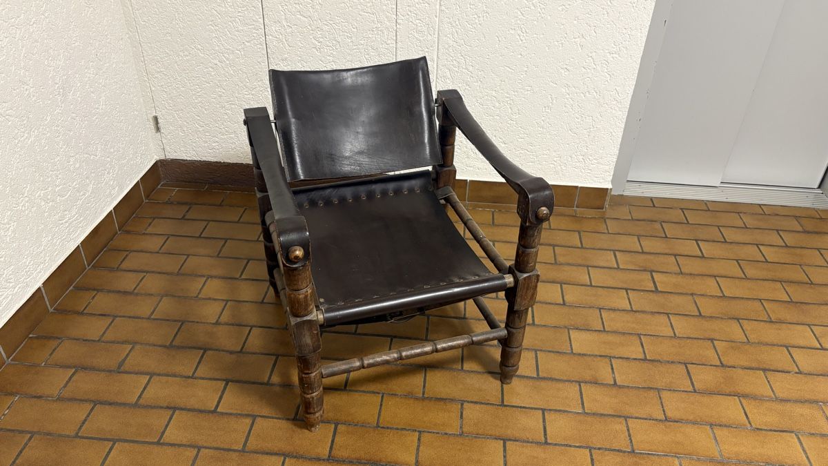 Chaises: alter stuhl – D'occasion à Chur par nuc_lp7y
