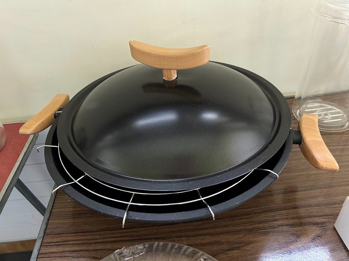 Pfannen: Wok mit Tempura Grill Ablage – Gebraucht aus Kienberg von sand70