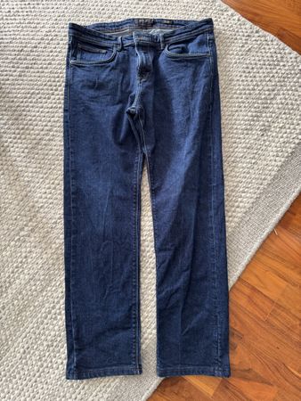 Herren Jeans Massimo Dutti, dunkle Waschung, Grösse 34