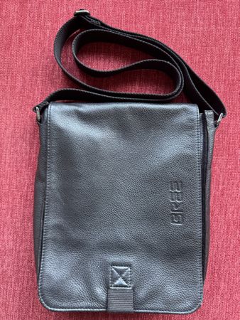 Ledertasche / Umhängetasche schwarz von Bree