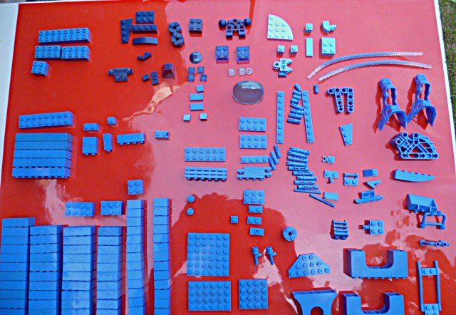 Lego Baukästen: Lego Ersatzteile sortiert, blau – Gebraucht aus Effretikon von Heimstudio