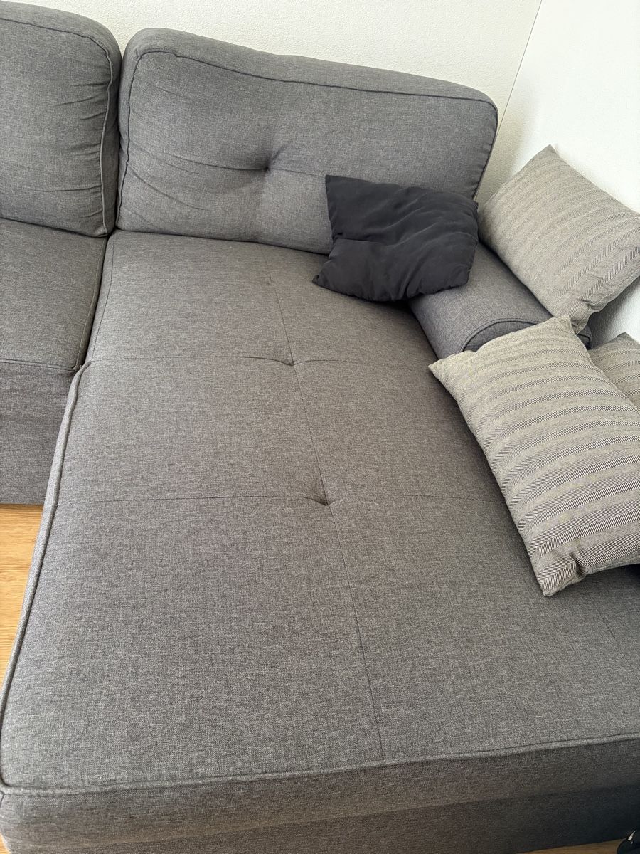 Divani: Ecksofa mit Bettfunktion und Stauraum – Usato da Uzwil venduto da DakiM 1
