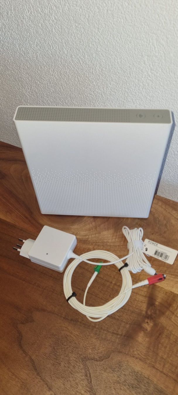 Swisscom Modem & Router: Swisscom Internet-Box 4 – Usato da Kaltacker venduto da Andy1969 2
