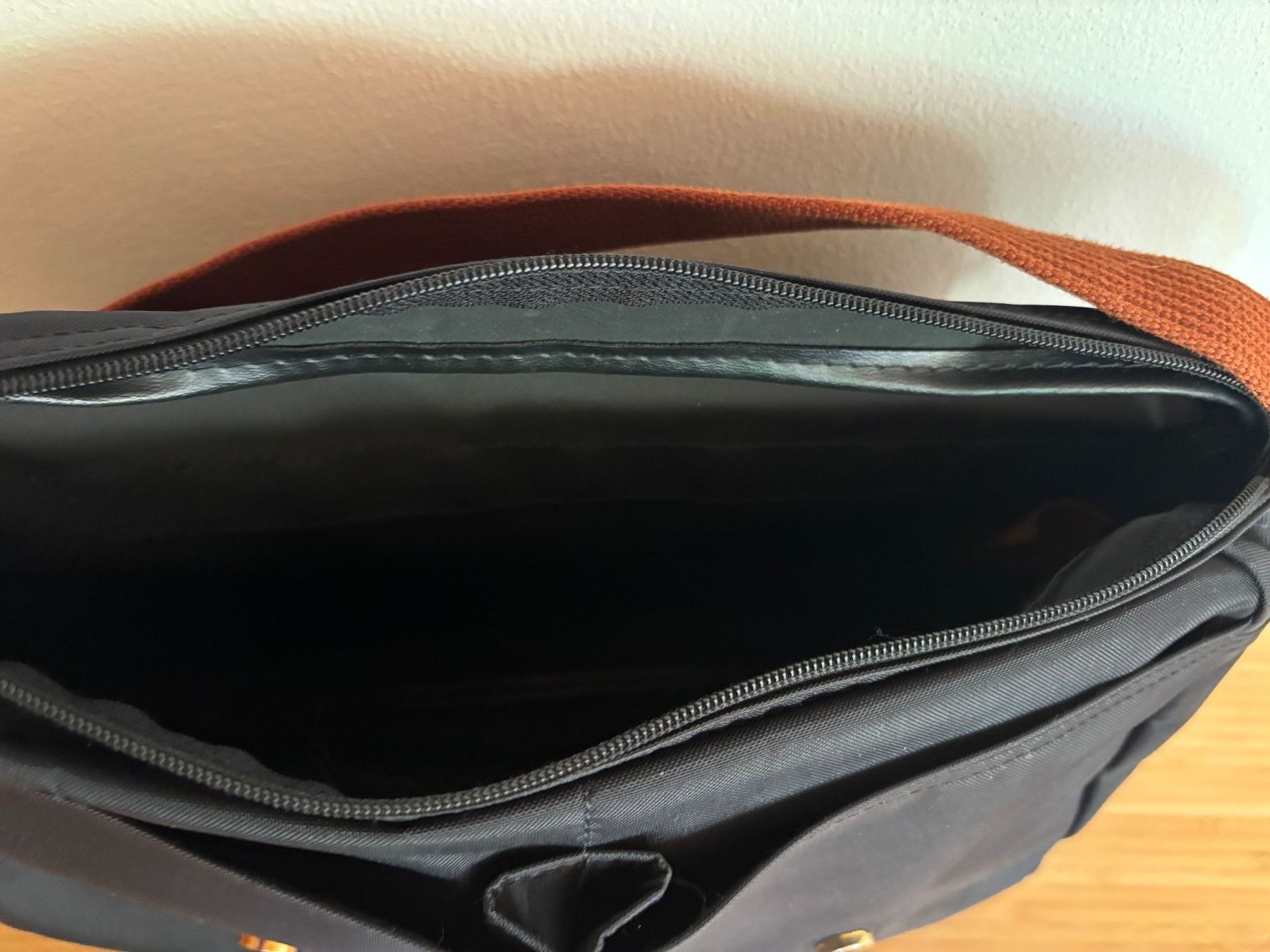 Longchamp Sacs femmes: Longchamp Schultertasche – D'occasion à Schönried par habakuk08 3