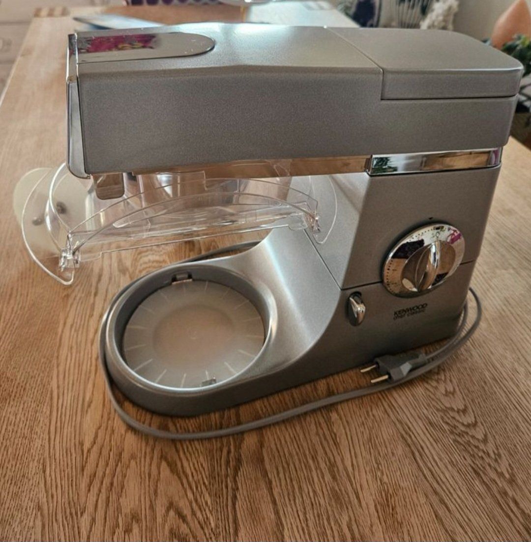 Kenwood Appareils de cuisine: Kenwood classic – D'occasion à Kirchdorf BE par Abalona 5