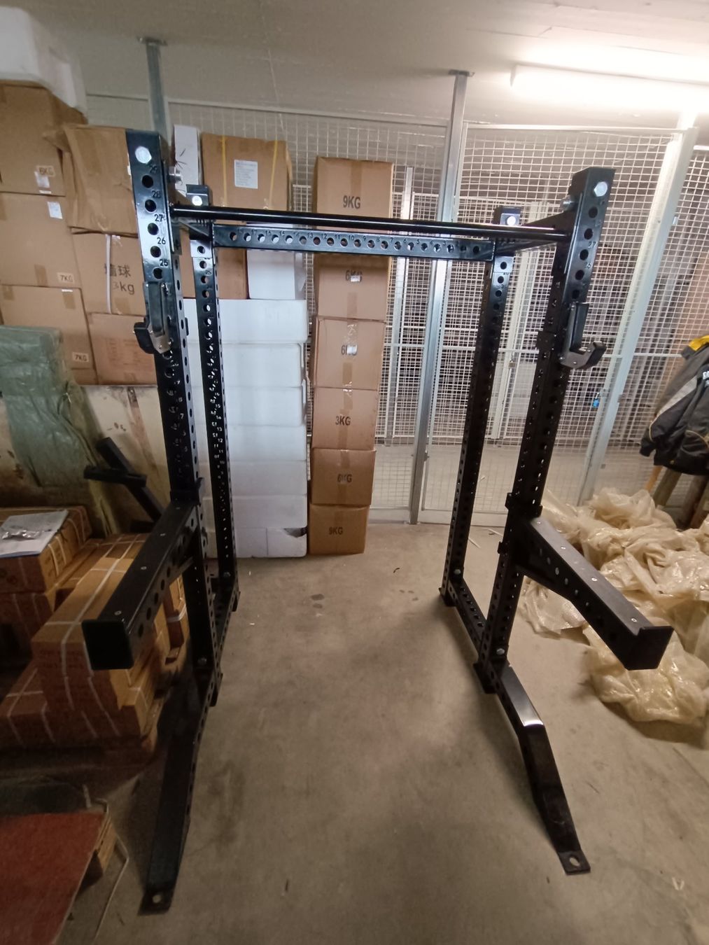 Hometrainer: Power rack 180 oder 220cm – Nuovo e nell'imballaggio originale da Volketswil venduto da Fsladek