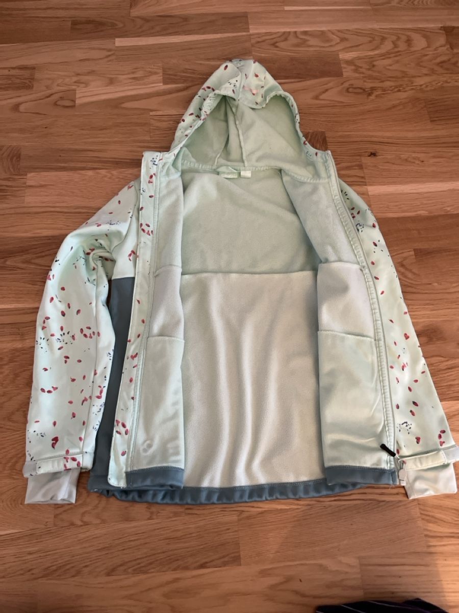 Giacche & Cappotti: Softshell Jacke für Mädchen – Usato da Zürich venduto da Dita06 1