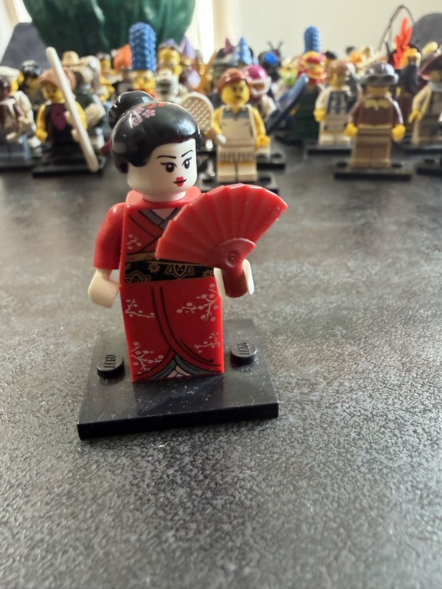 Lego Statuette: Lego Kimono Mädchen Serie 4 – Nuovo (secondo la descrizione) da Wettingen venduto da NickInc