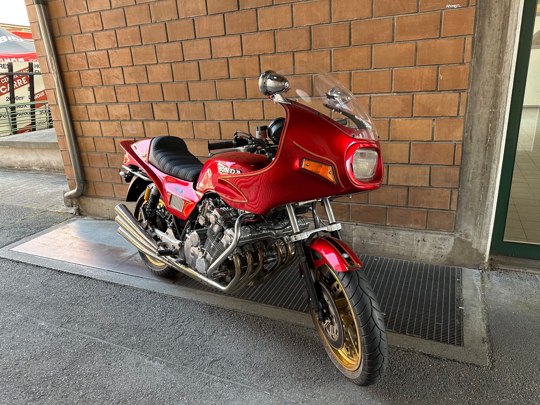 Honda Route: Honda 1000 CBX – D'occasion à Genève par Motosecours 1