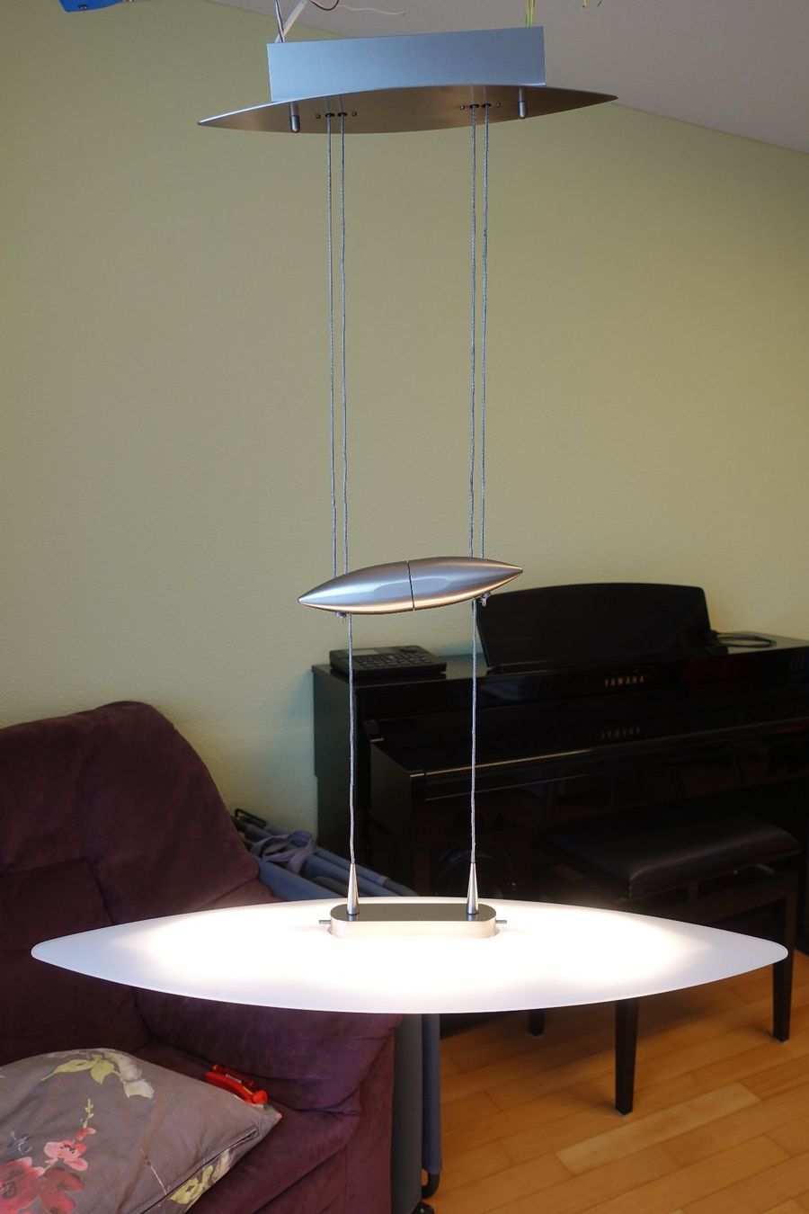 Kronleuchter & Deckenlampen: Esstisch Lampe – Gebraucht aus Root von Achromat