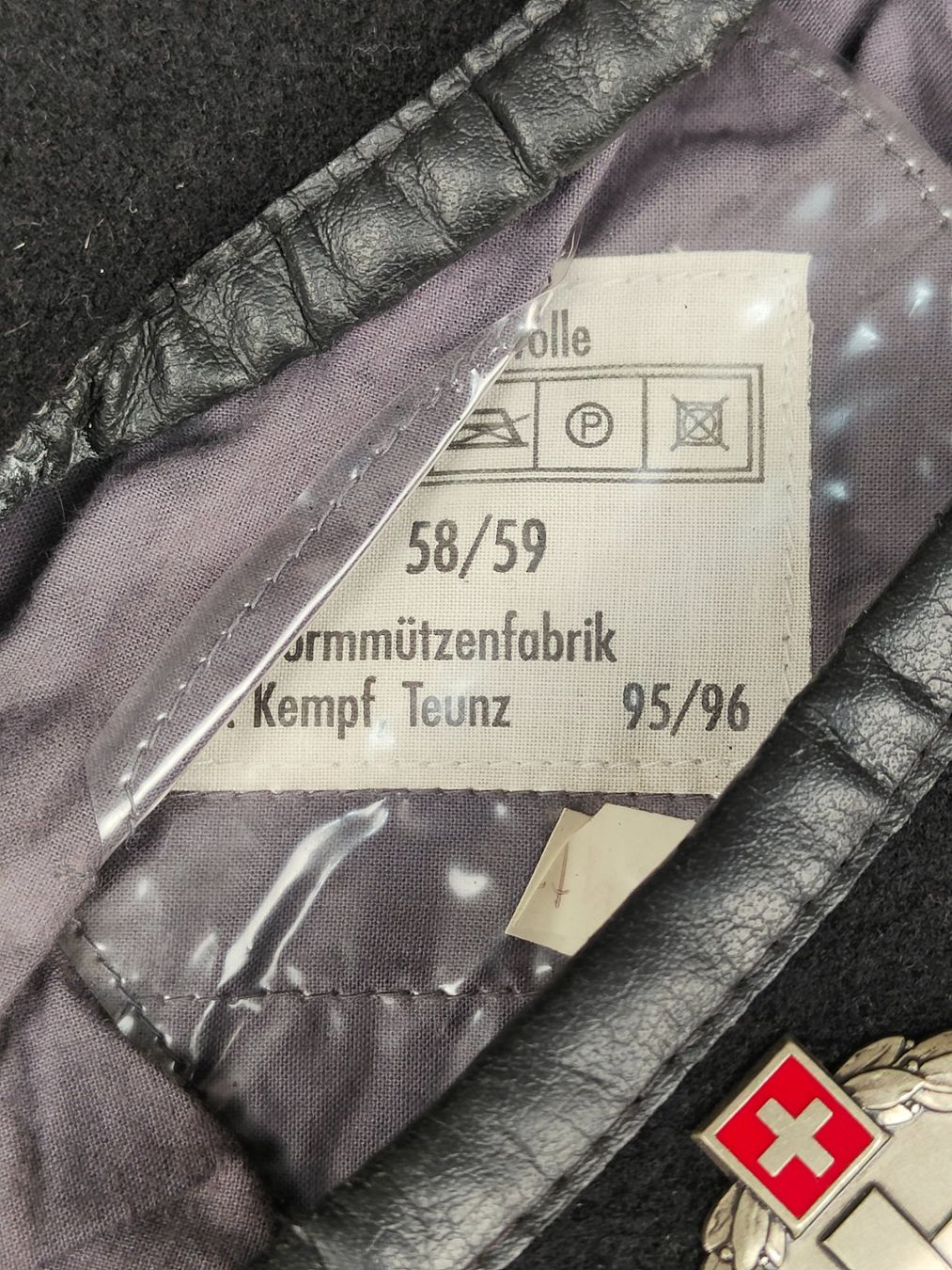 Schweizer Armee Uniformi: Béret Ord. 1992, Rettungstruppen, Grösse 58/59 – Usato da Bauma venduto da SwissMilitaria 4