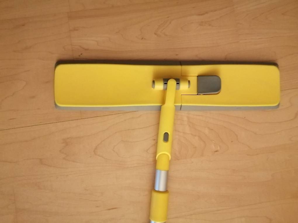 Sonstige Reinigungsgeräte: Bodenwischer Stab – Gebraucht aus zufikon von radar07
