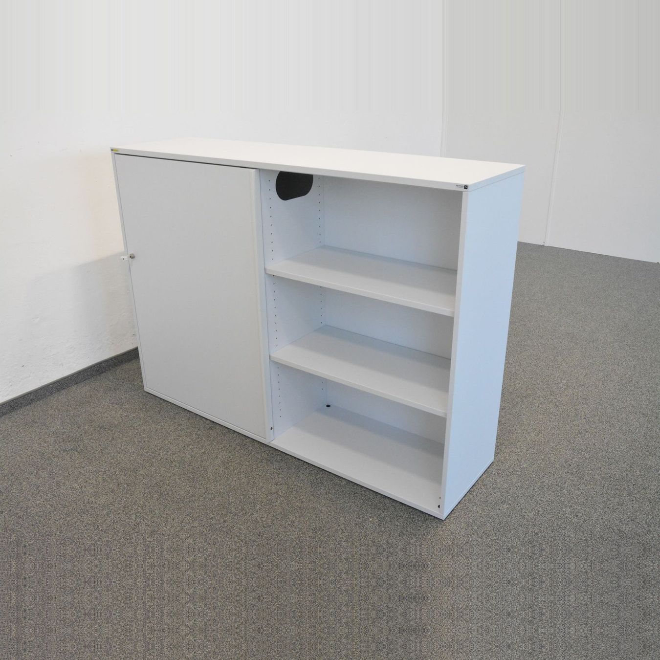 Armadi: Sitag Z-Schiebetürschrank – Usato da Schönenwerd venduto da mcofficeshop 1