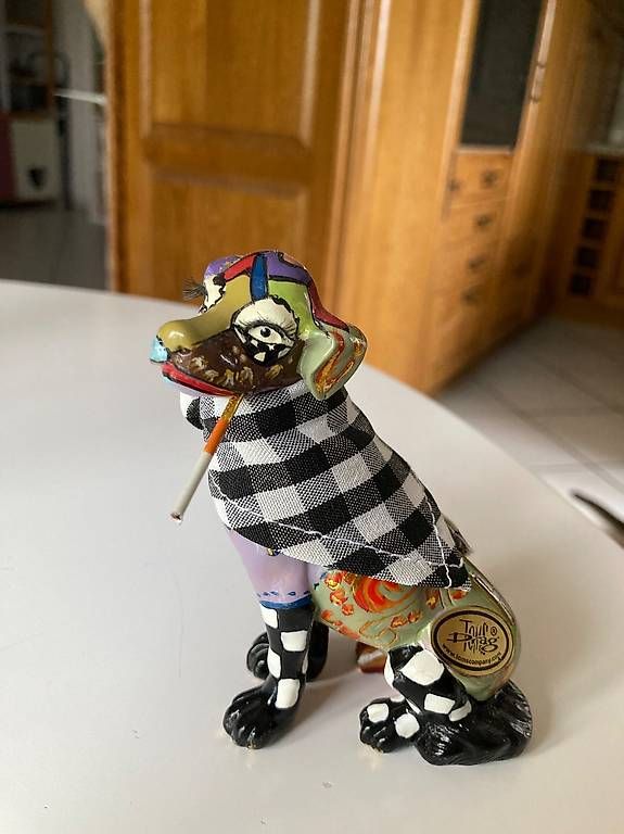 Toms Drag Figuren: Statuette chien de TomsDrag – Gebraucht aus Enges von Cindy88