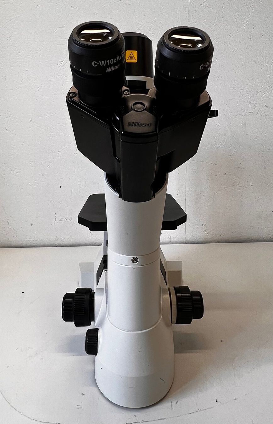 Nikon Microscopi: Nikon Eclipse TS100 Inverted Phase Contrast Mikroskop – Usato da Niederdorf venduto da LeptonAG_Labor 3