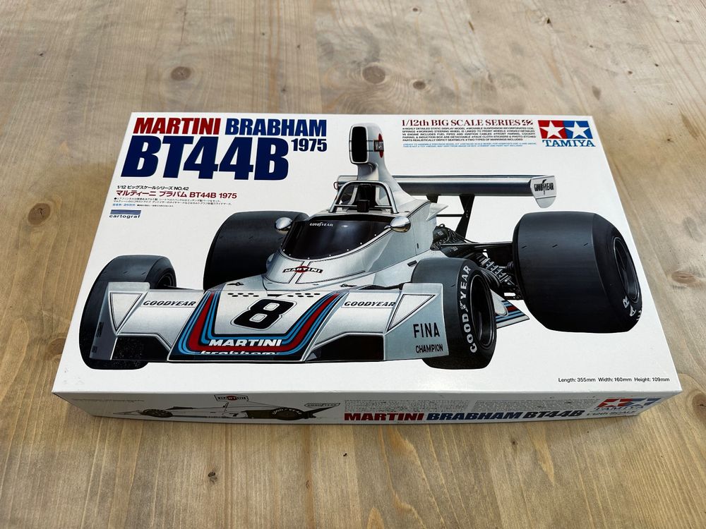 Tamiya 12042 - 1/12 Martini Brabham BT44B 1975