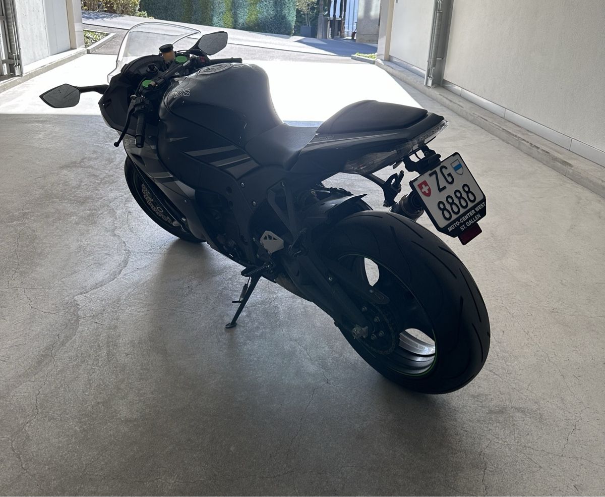 Kawasaki Motoren: Kawasaki Ninja ZX-10R – Gebraucht aus Zürich von .11 1