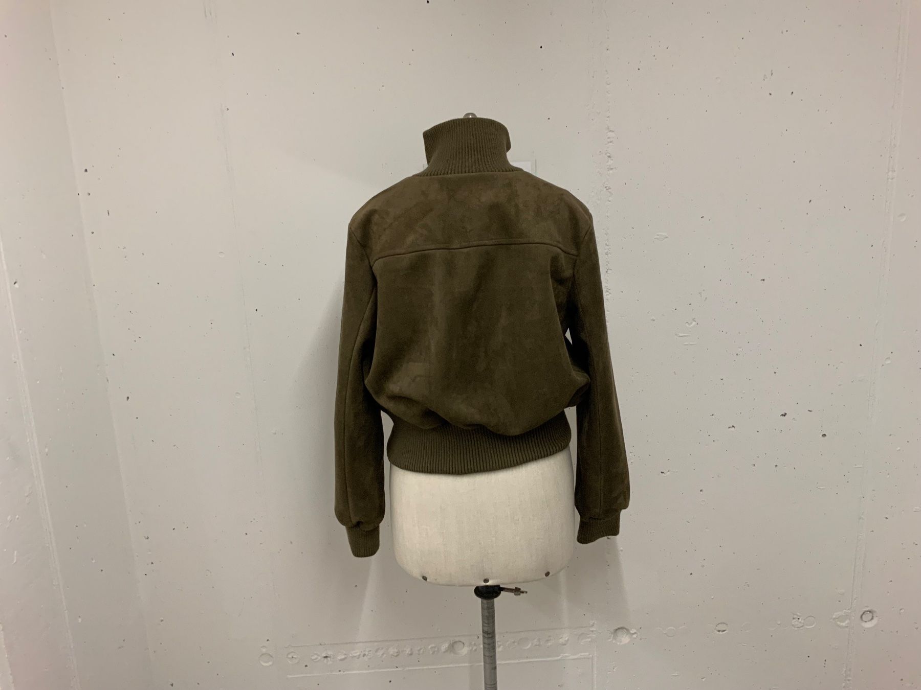 Jacken: Jacke – Gebraucht aus Zürich von Hartmila 2