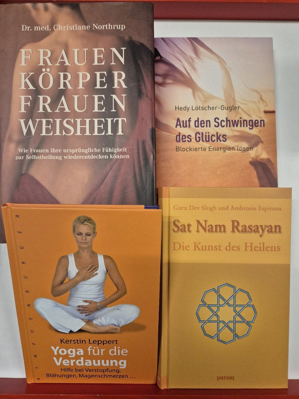 Bücher: 4 Gesundheits-Bücher, Top Zustand – Gebraucht aus Villmergen von MONCHHICHI