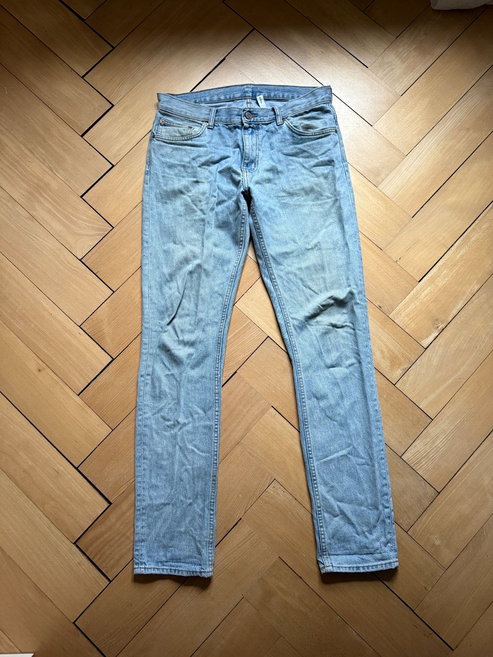 Weekday Jeans: WEEKDAY - Jeans hellblau W31 L34 – Gebraucht aus Zürich von Diazaio