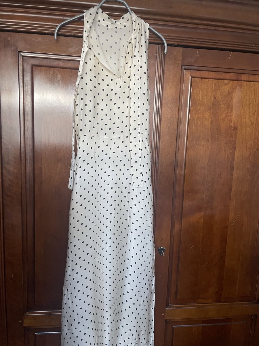 Zara Robes: Robe rétro  – D'occasion à Sion par bru_xj6r