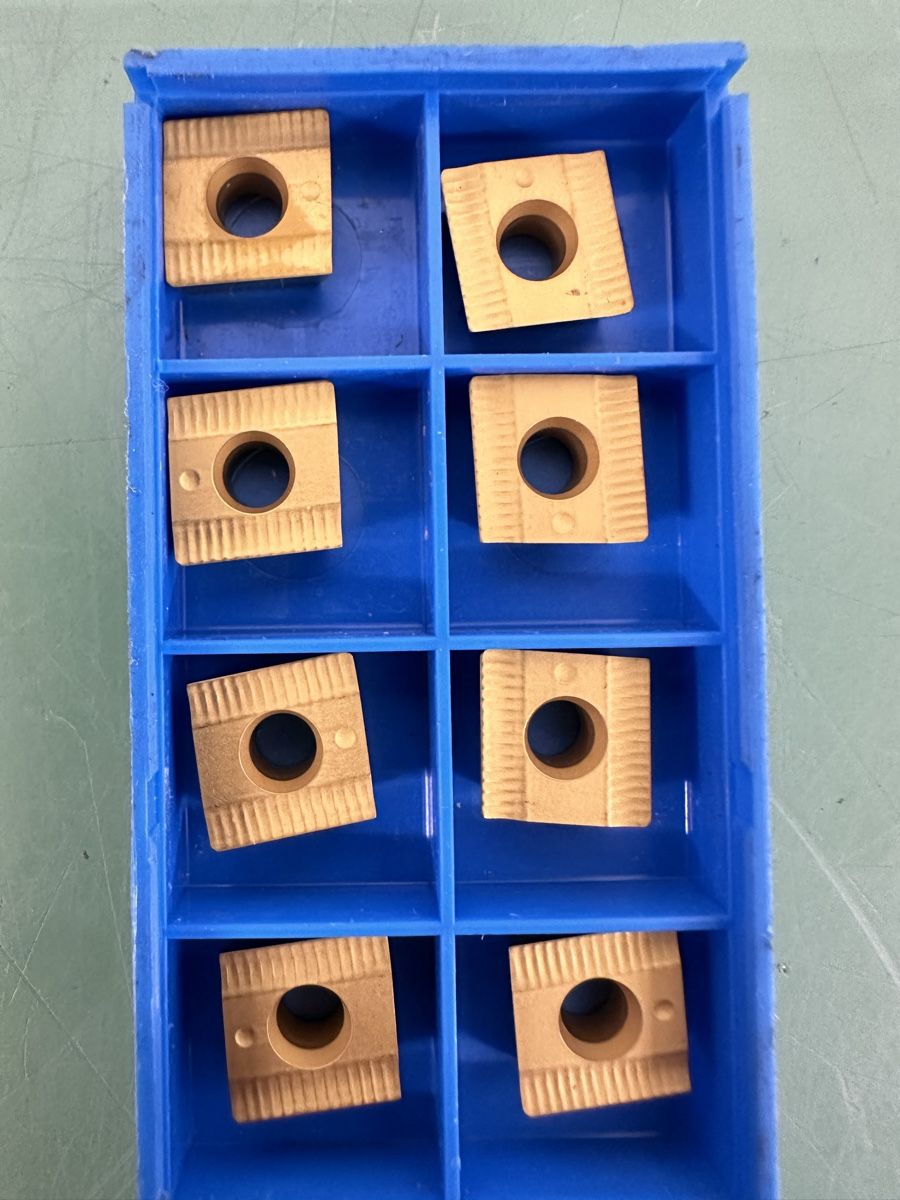 Tutti gli attrezzi: Garant turning inserts, Dreheinsätze. – Nuovo (secondo la descrizione) da Aarberg venduto da SNMachines 1