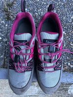 À donner chaussure pour fille