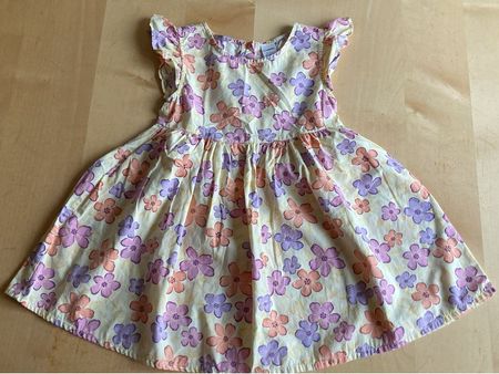 Sommerkleid 98 Blumenmuster gelb neuwertig
