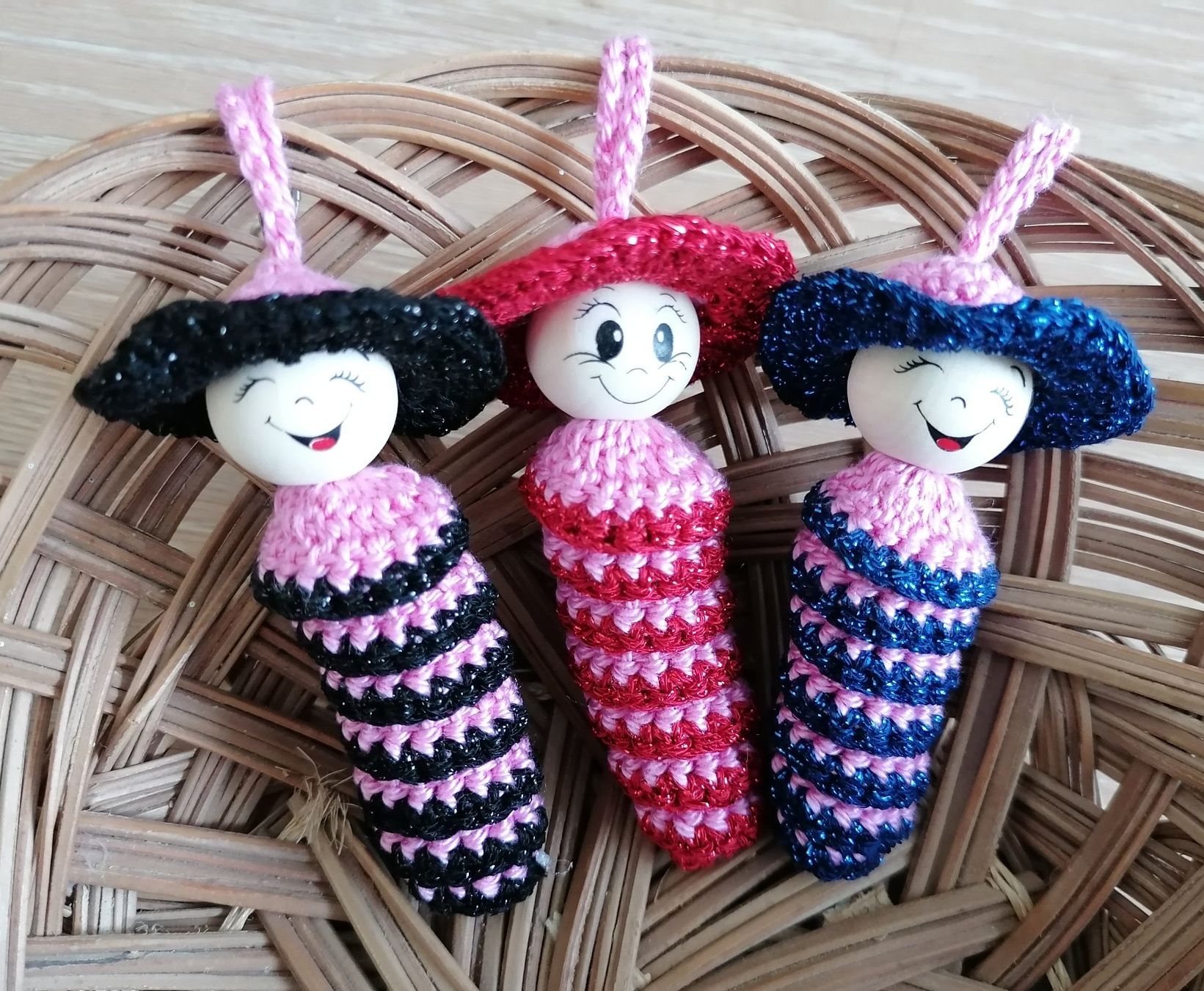 Tutte le decorazioni: Handgemacht Glückswürmchen 3 Stück Rosa – Nuovo e nell'imballaggio originale da Rümlang venduto da TRICE67